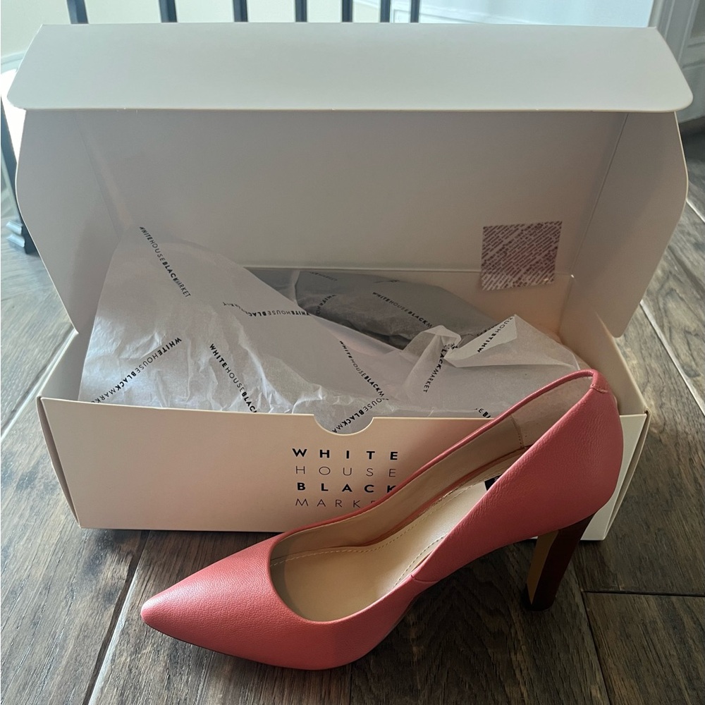 BRAND NEW WHBM HIGH HEEL